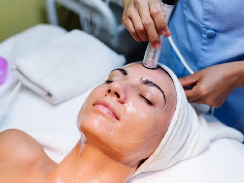 Hydra Medi Facial